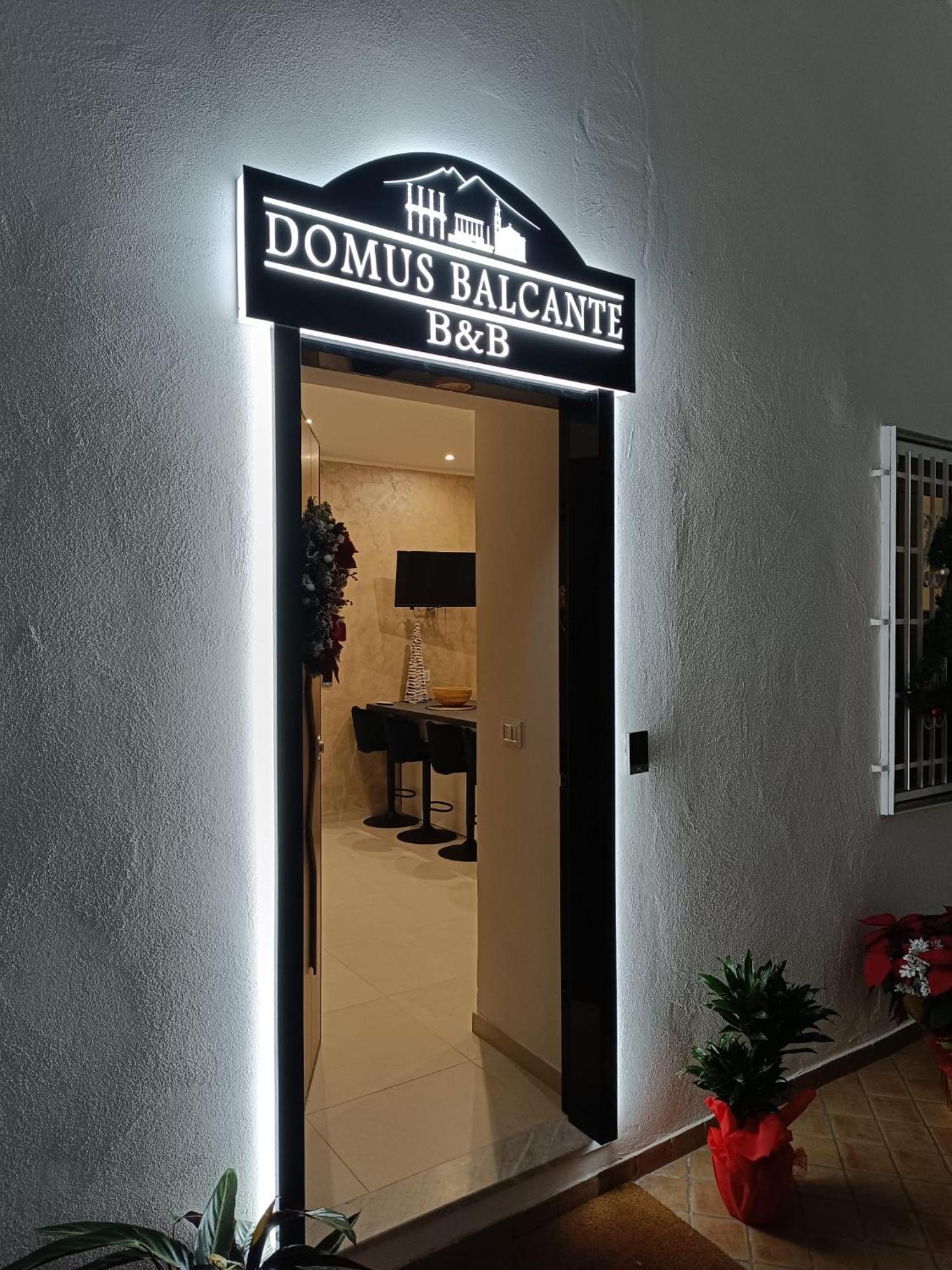 بومبيي Domus Balcante B&B المظهر الخارجي الصورة